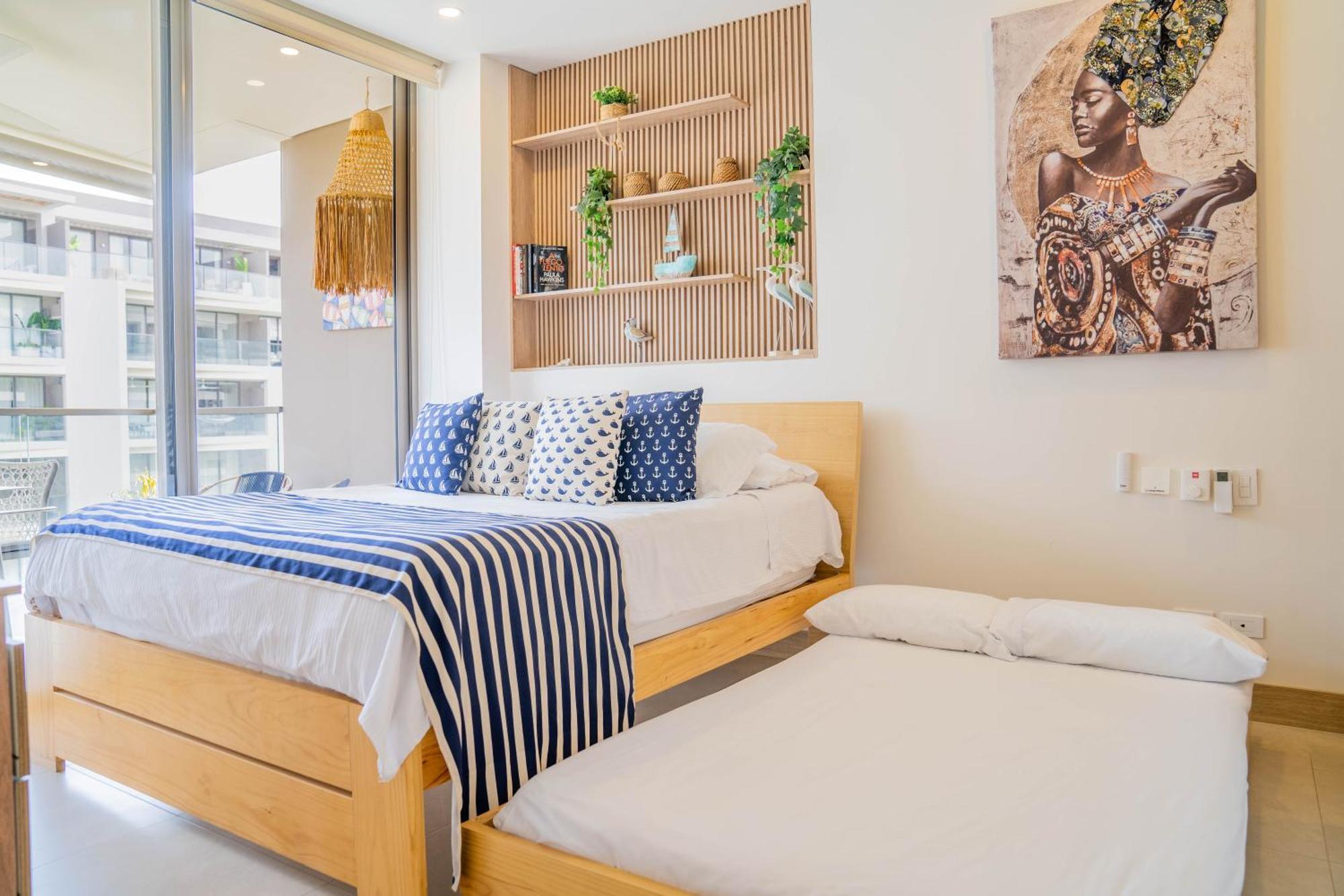 Apartahotel Fantastic Apartment/beach Front Luxury *